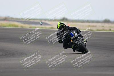 media/Apr-18-2025-TrackDaz (Fri) [[45f5874c44]]/C Group/Session 2 (Turn 10)/